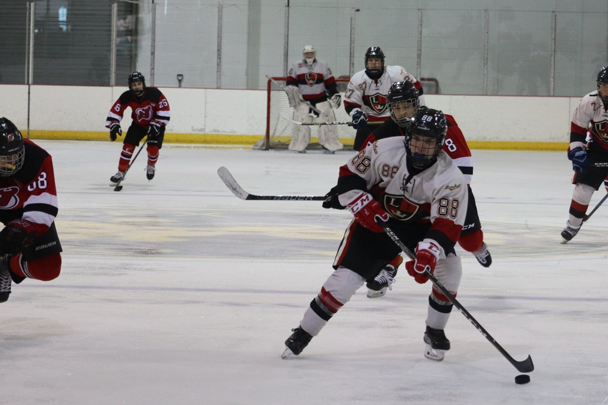 Ryan Williams (No. 88) in action with the puck.