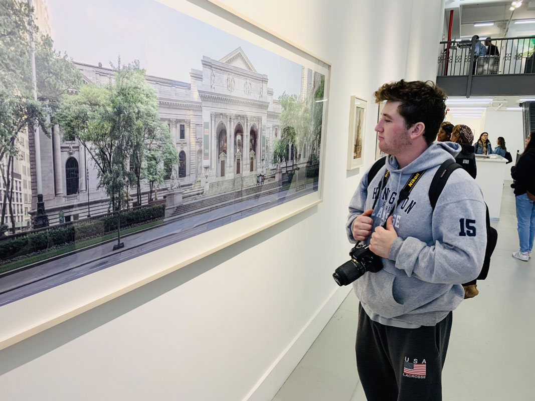 The field trip exposed the Huntington students to a variety of photographic styles.