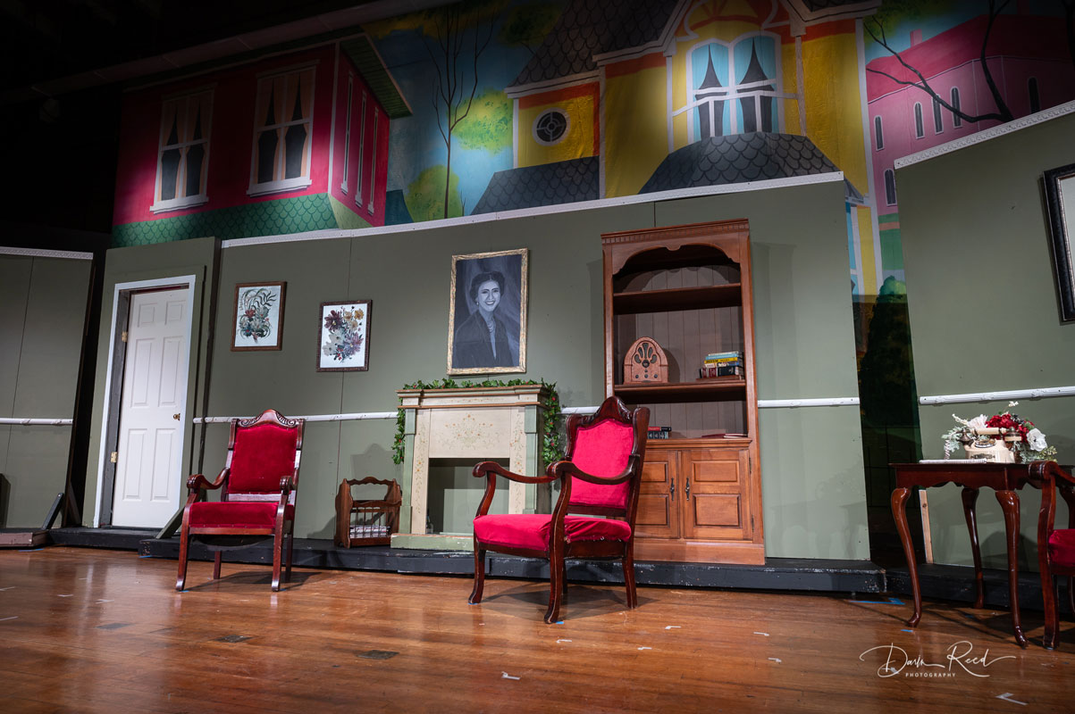 Huntington High School's stage crew was superb at last weekend's play. (Darin Reed photo.)