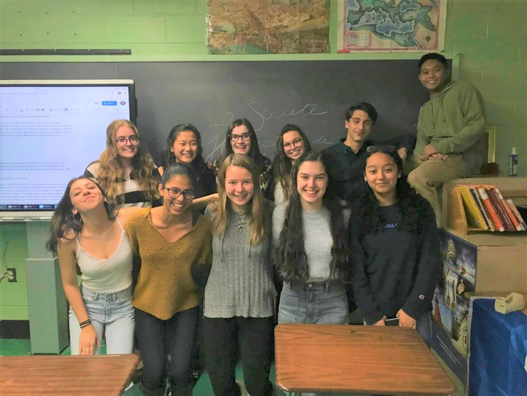 French Honor Society members are a tighknit group.