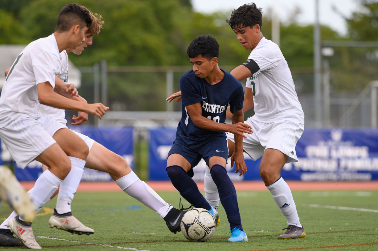 Huntington senior forward Jasson Garay is the Blue Devils' leading soccer. (Darin Reed photo.)