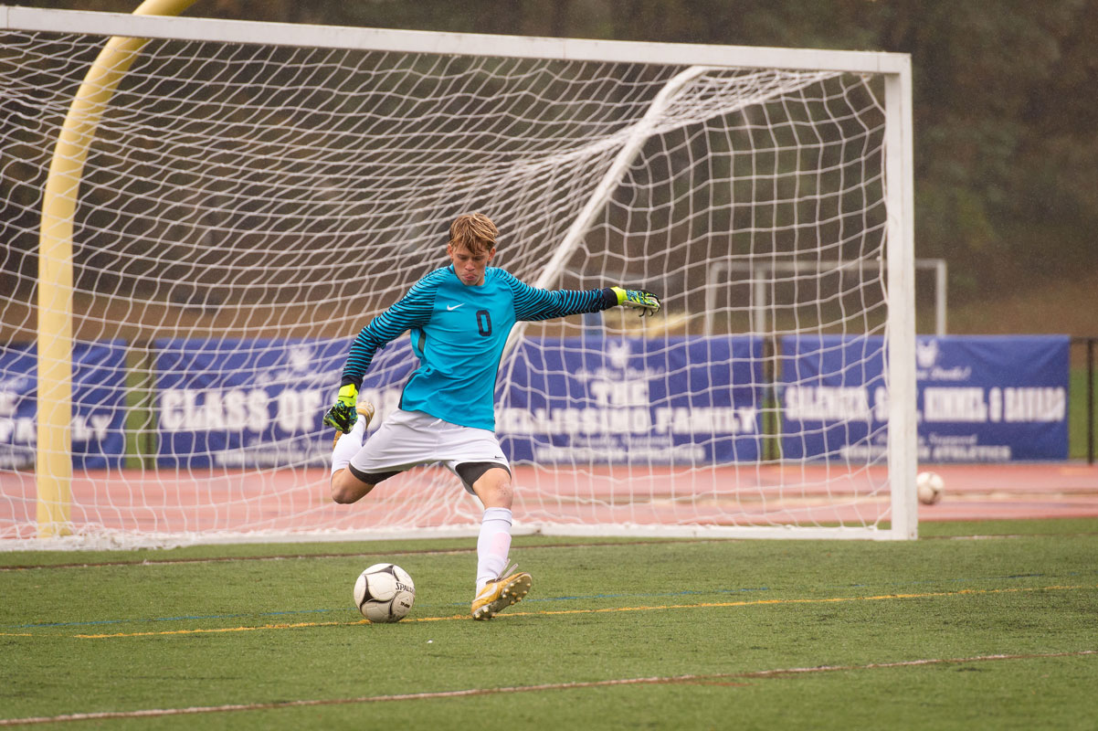 Huntington goalie Cole Pillion recorded five saves in the game. (Darin Reed photo.)