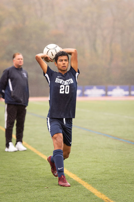 Huntington finished the season with a 13-3-1 record. (Darin Reed photo)