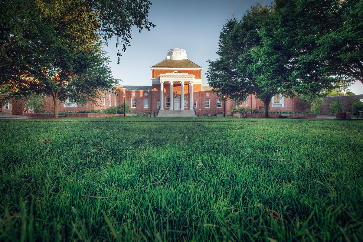 The University of Delaware is an outstanding academic institution 