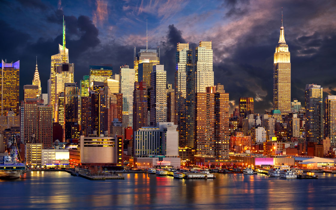 The Huntington School Board apprroved a new course titled The New York Experience - Economy and Governance 