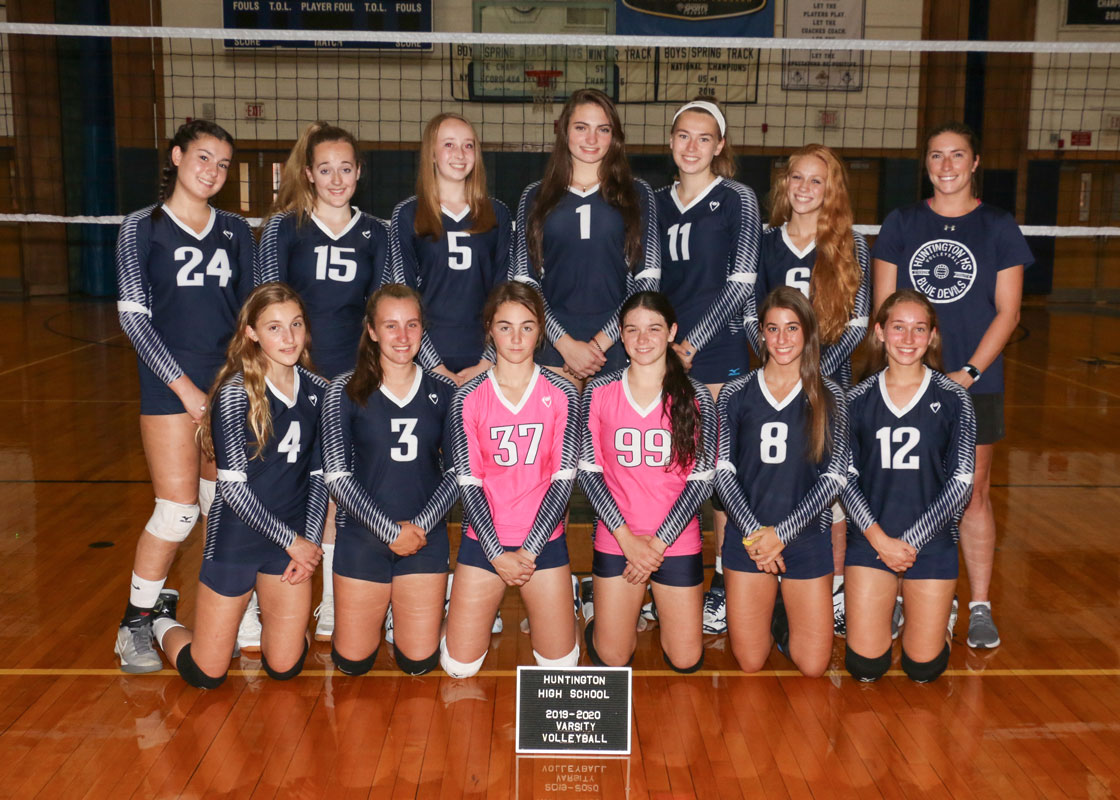 The 2019 Huntington High School varsity girls' volleyball team.