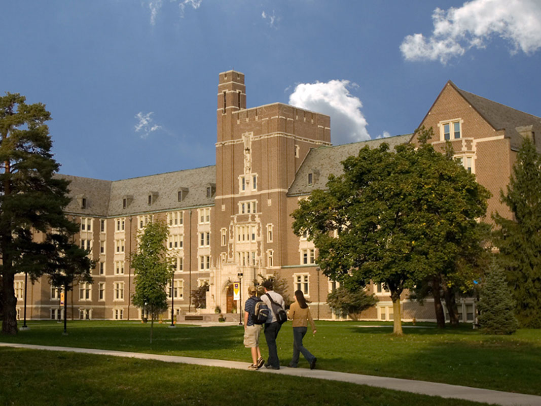 Huntington High School students will once again participate in a summer program at Nazareth College in Rochester.