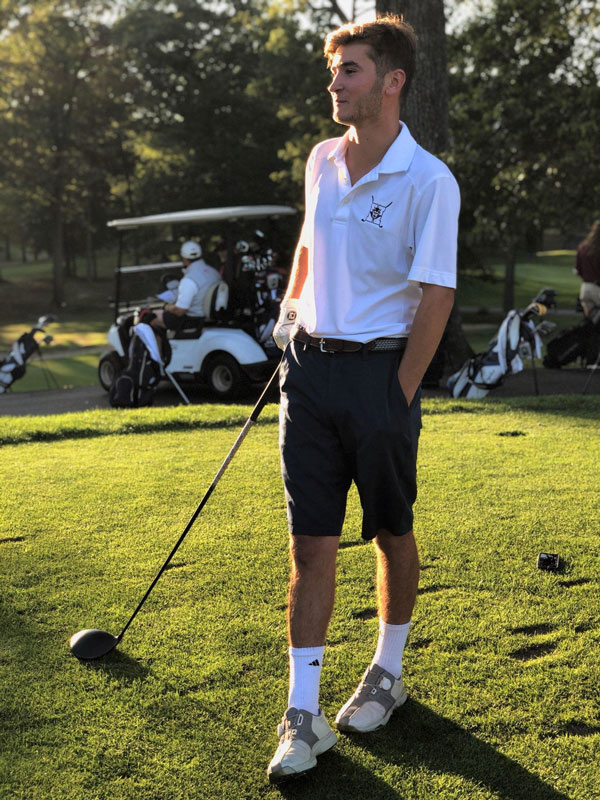 Senior Pat Sclafani on the golf course for Huntington.