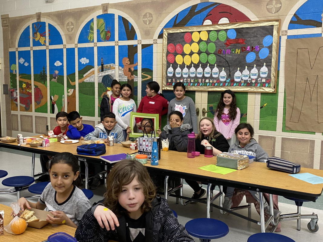 Woodhull School students are mixing it up in the cafeteria to expand their circle of friends 