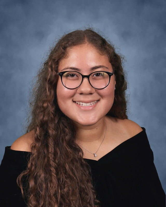 Caitlyn Palermo captured the Daughters of the American Revolution Award.
