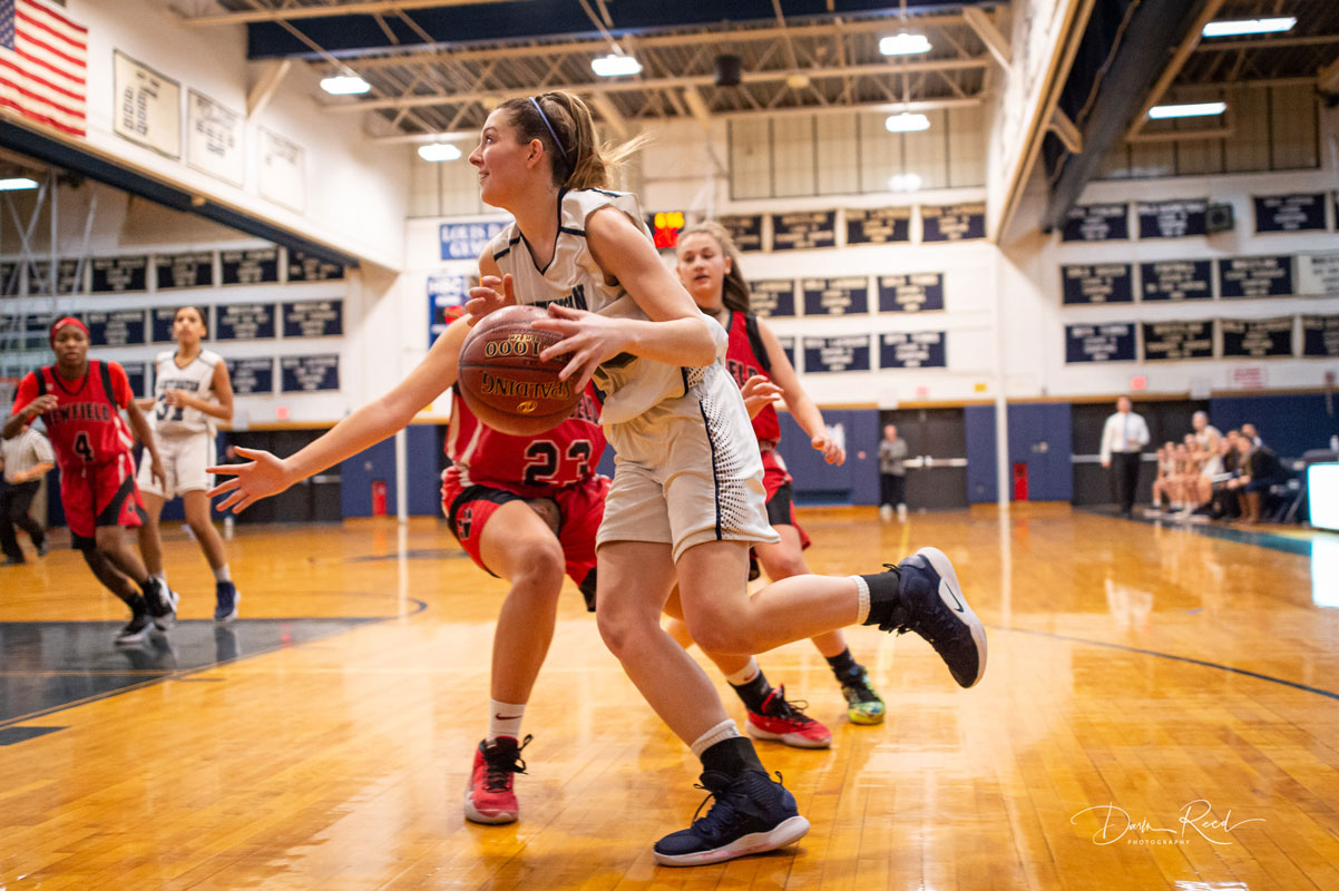 Abby Maichin with the ball. (Darin Reed photo (3)