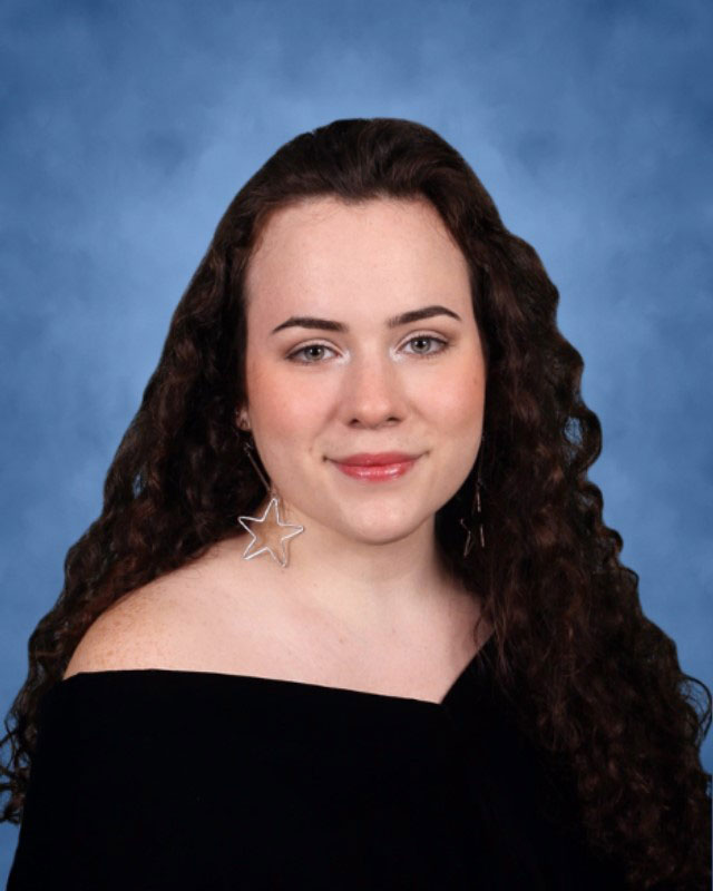 Alan Kuver Memorial Fencing Scholarship recipient Josie Fasolino.