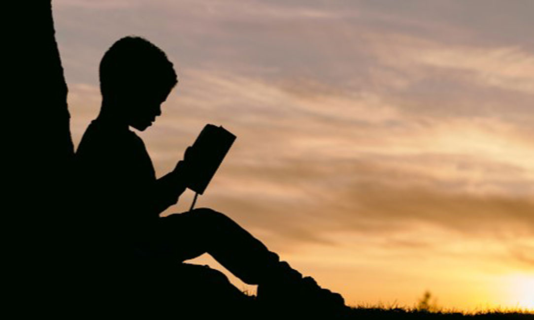 Washington Principal Michelle Richards has been reading to students daily throughout the COVID-19 pandemic (5)