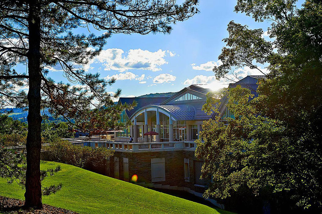 The Case Library and Geyer Center for Information Technology at Colgate University.