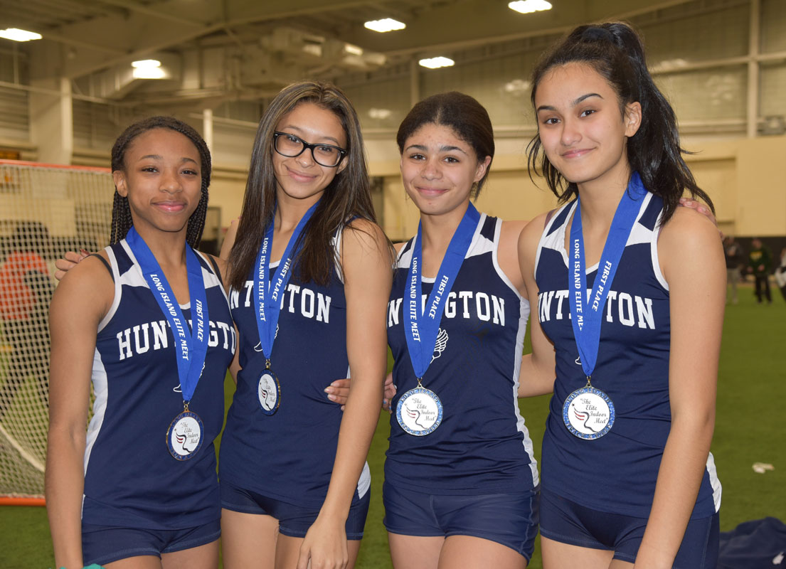Alicia Brooks, Analisse Batista, Hope Bilkey and Olivia Conte set a new LI Elite 4x200m relay record 
