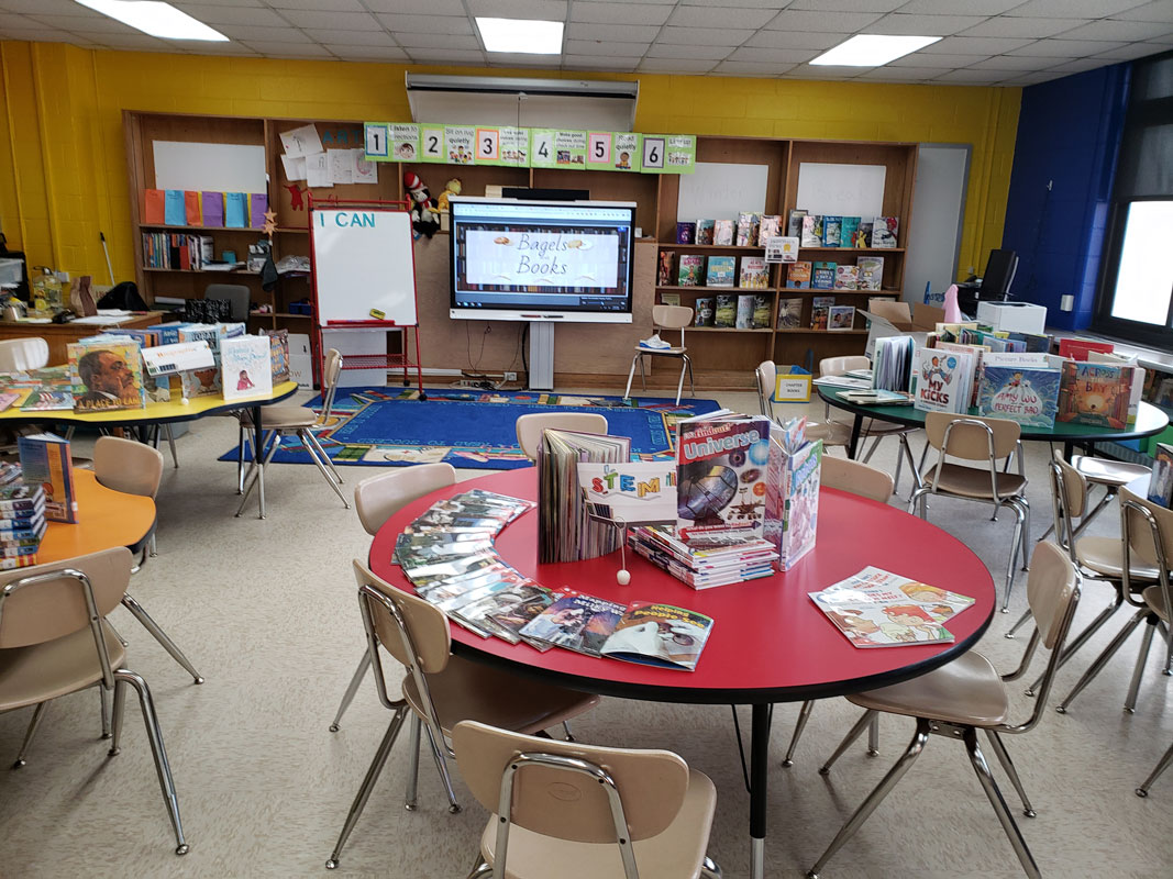 The Washington School library has added many new books to its collection.