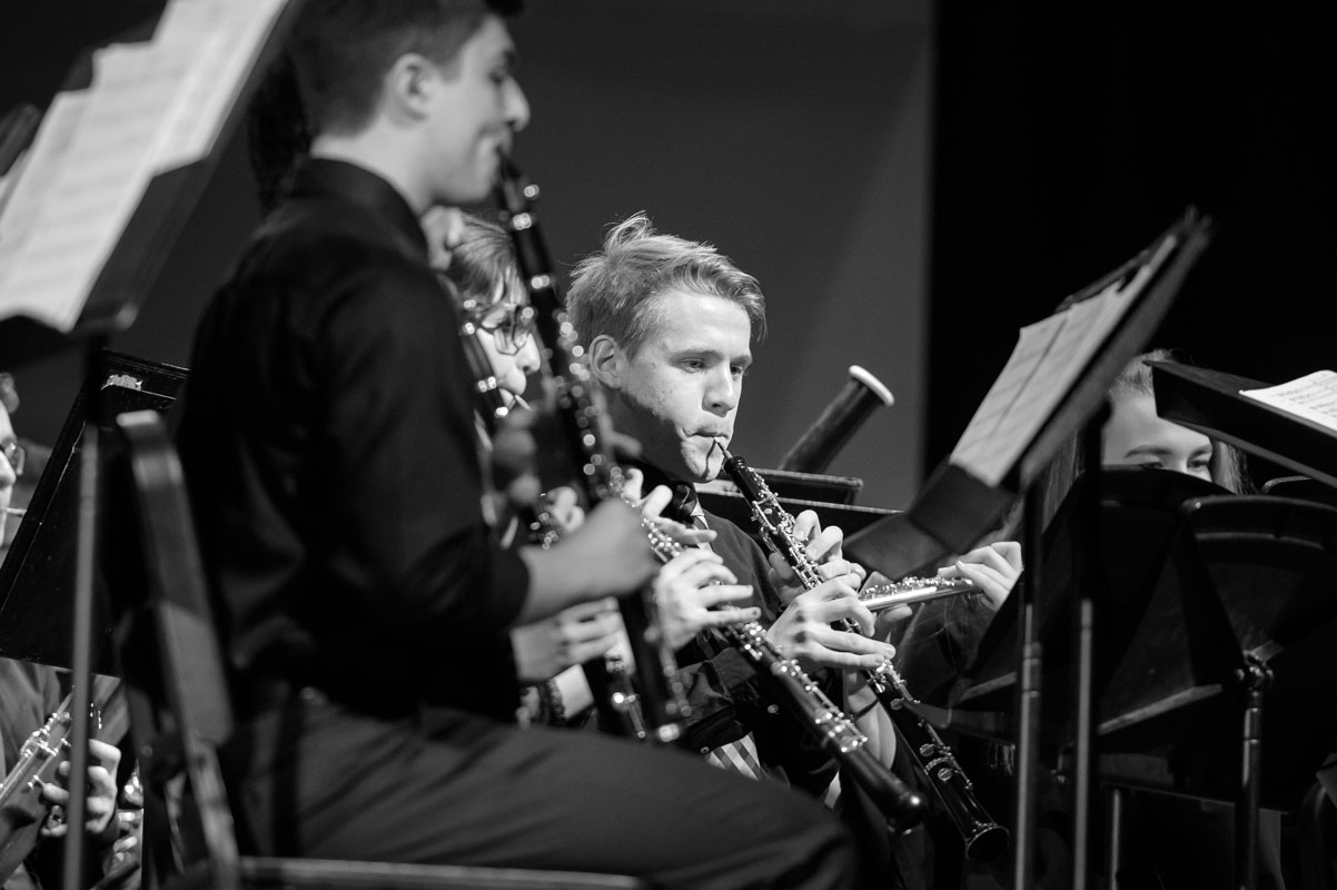 Chris Mavrogian performs in concert at Huntington High School. (Darin Reed photo.)