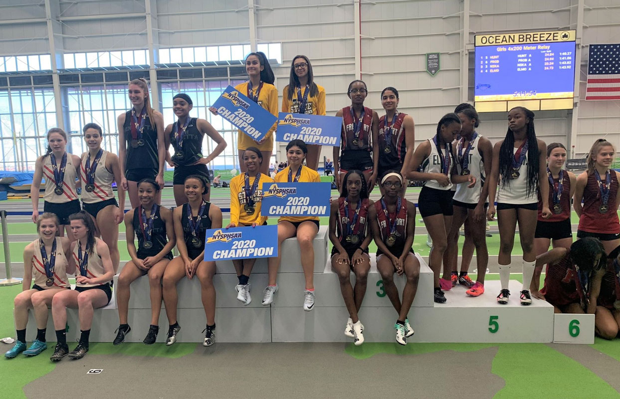 The Huntington girls' indoor track 4x200m relay won the New York State championship on Saturday.