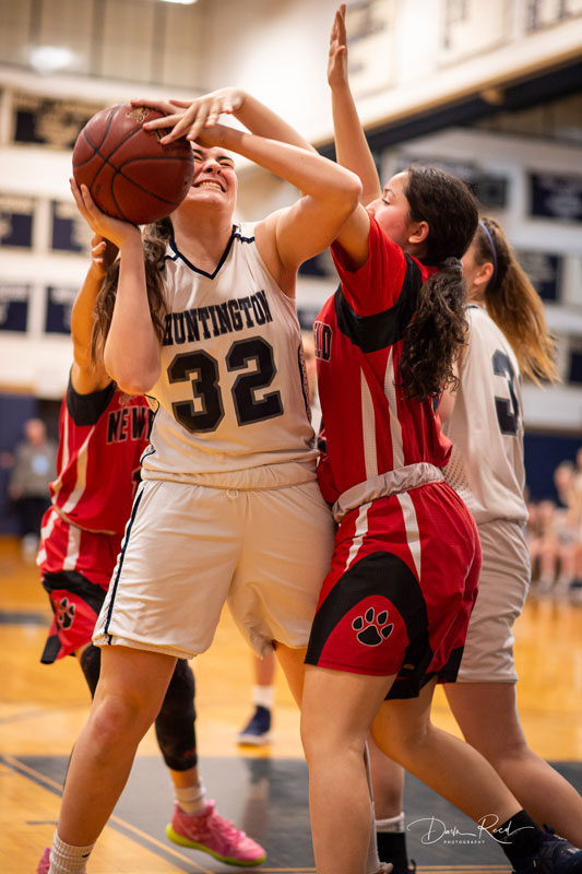 Emily Plachta gets double teamed. (Darin Reed photo.)