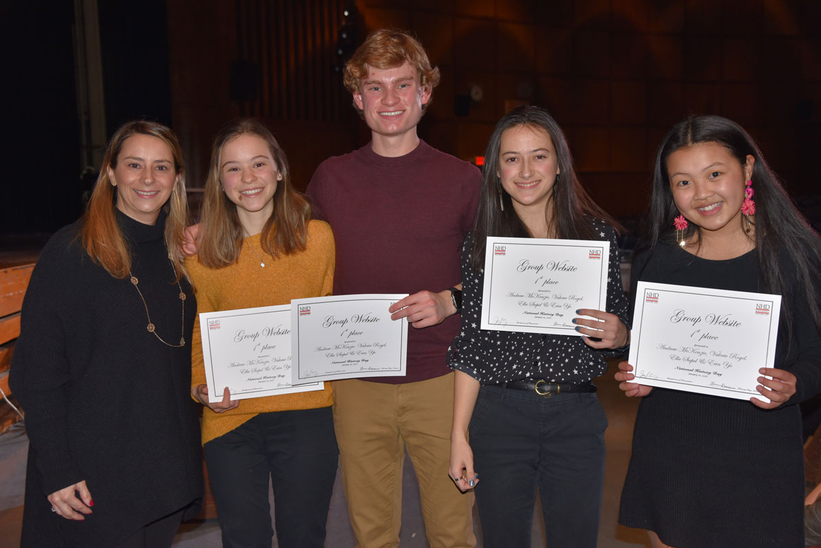 Valerie Rogel, Andrew McKenzie, Ella Siepel and Erin Ye  (with Lauren Desiderio at left) will vie in the group website category.