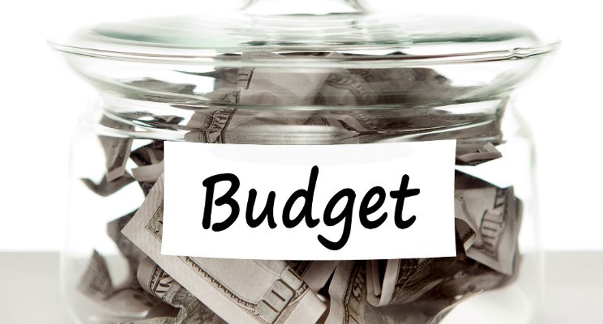 The Huntington School Board has approved a budget and election timeline for 2020-21.