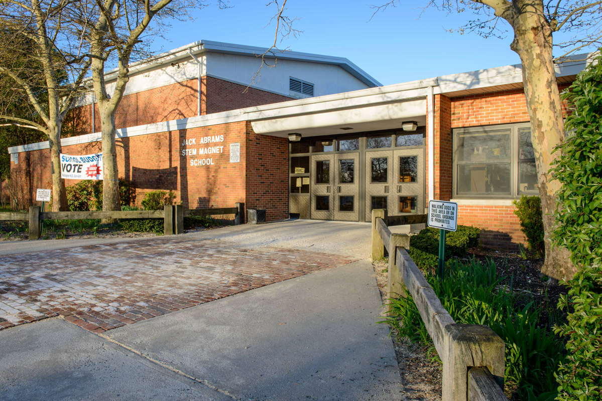 Jack Abrams STEM Magnet School is enjoying a great start to the new school year. (Darin Reed photo)