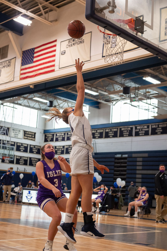 Twelfth basketball image