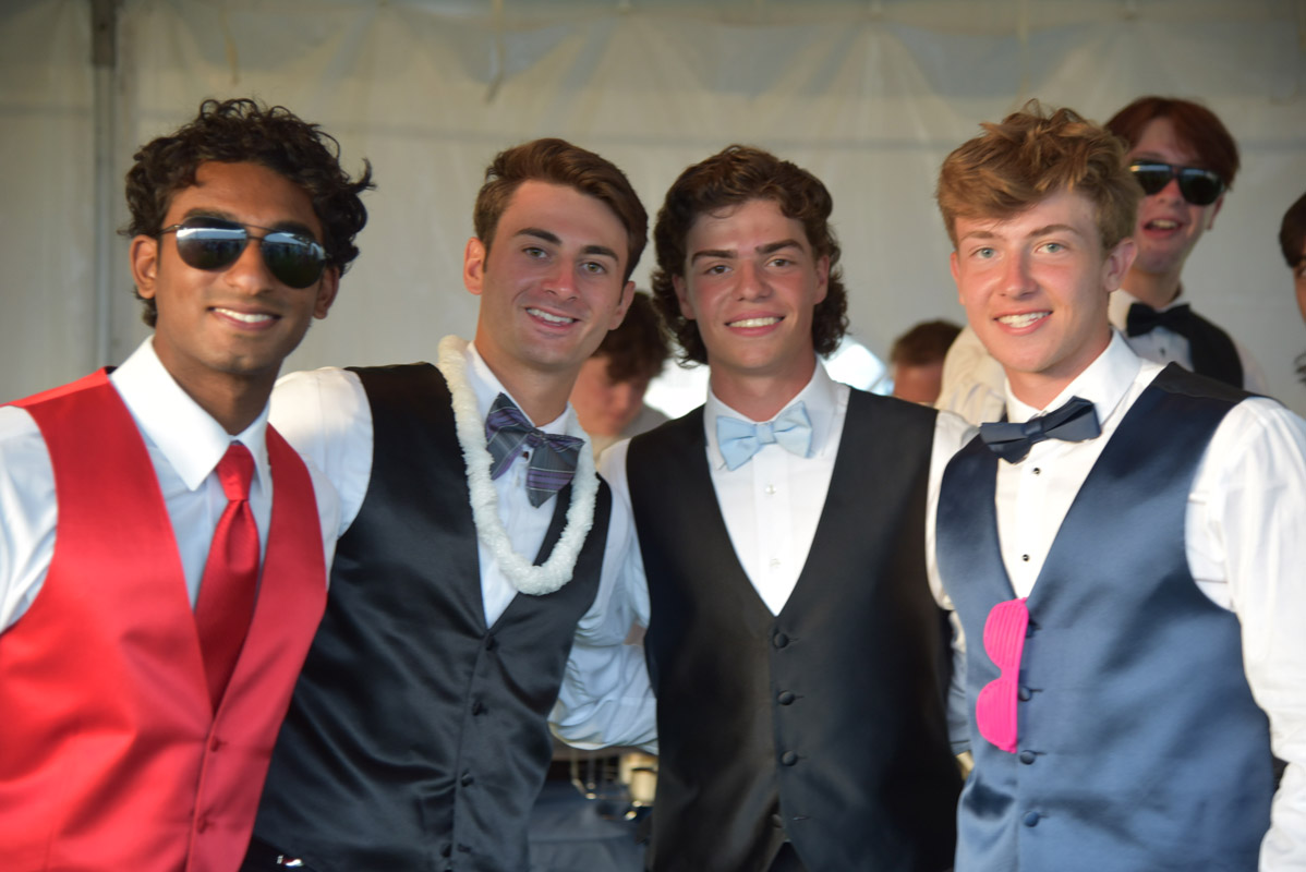 Twelfth prom image