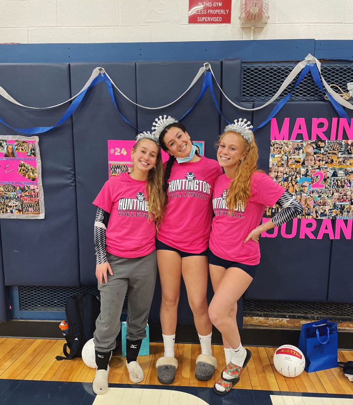 The 2021 Huntington High School volleyball team seniors.