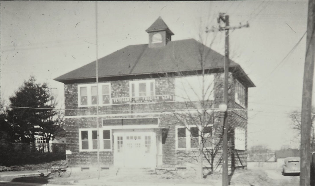 Station School as it existed just prior to being demolished in 1968 by Urban Renewal.