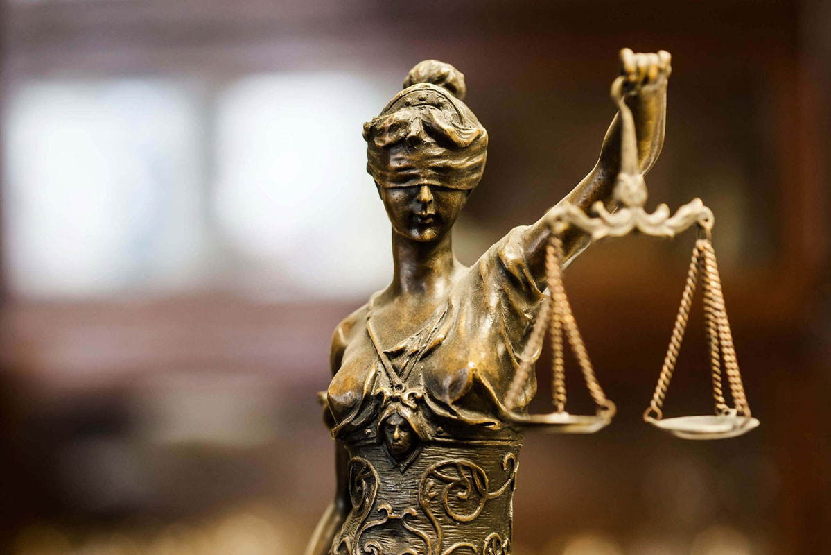 Huntington's mock trial team is prepping for this year's case (4)