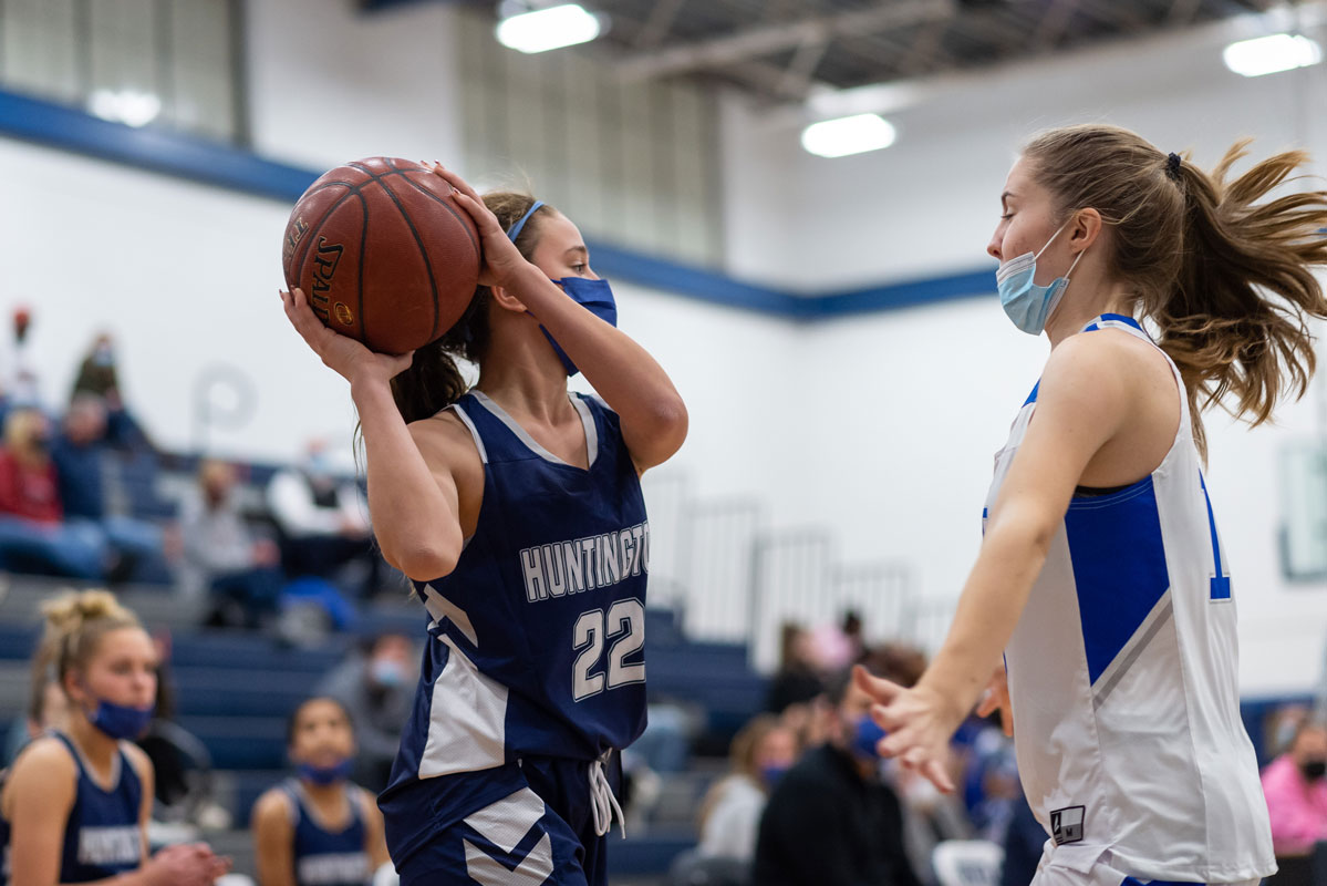 Reese Rinaldi ponders her next move. (Darin Reed photo.)