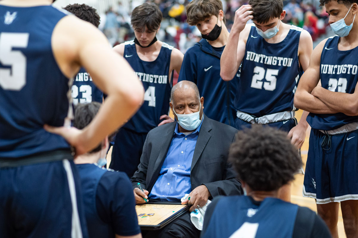 Ken Parham is Huntington's head coach. (Darin Reed photo 