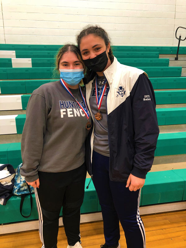  Blue Devil medalists Ally Kustera and Haileigh Smith. 