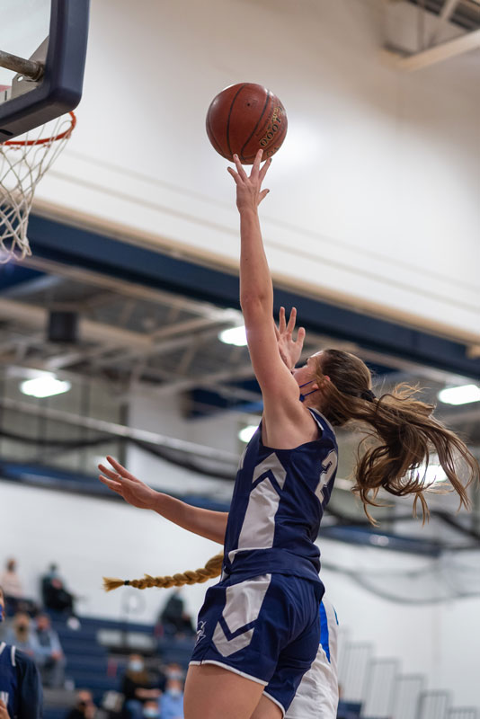 Emily Plachta led Huntington with 25 points. (Darin Reed photo.)
