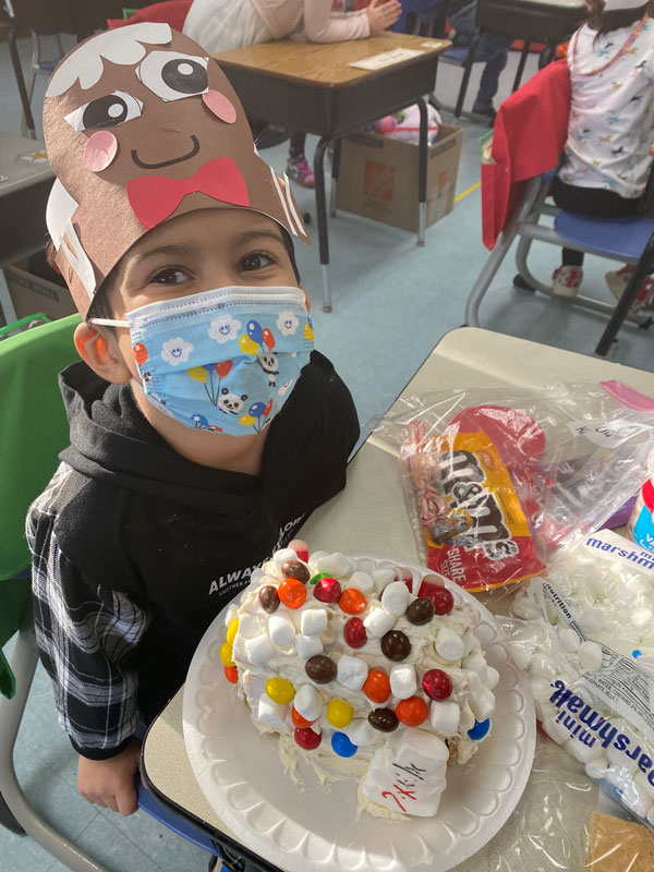 This Washington kindergartener put his own spin on his gingerbread house.
