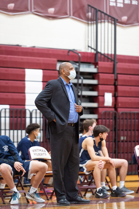 Huntington head coach Kenneth Parham. (Darin Reed photo.)