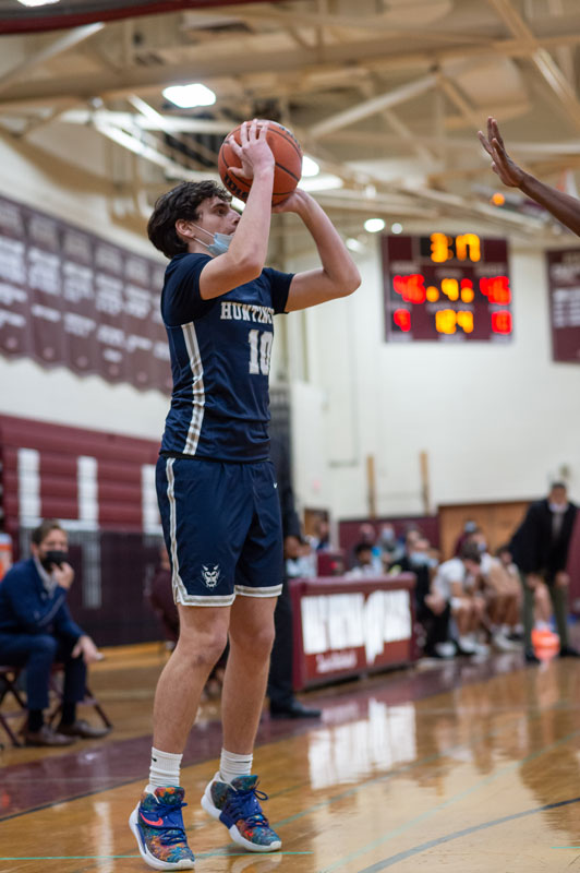 Hunter Borenstein in action this winter. (Darin Reed photo.)