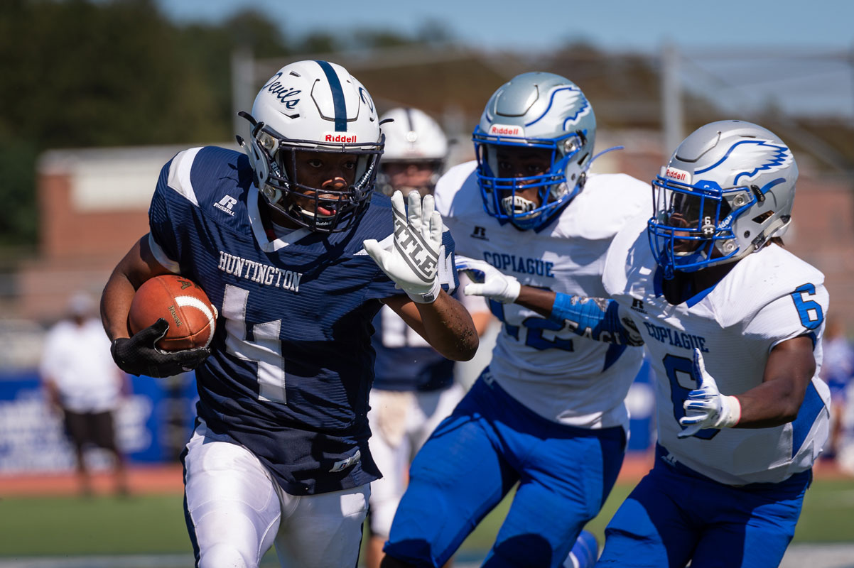 All-State running back Nasir Youngblood is among Huntington's returnees. (Darin Reed photo