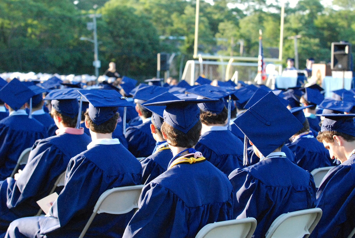 Huntington High School has named co-valedictorians of the Class of 2021.
