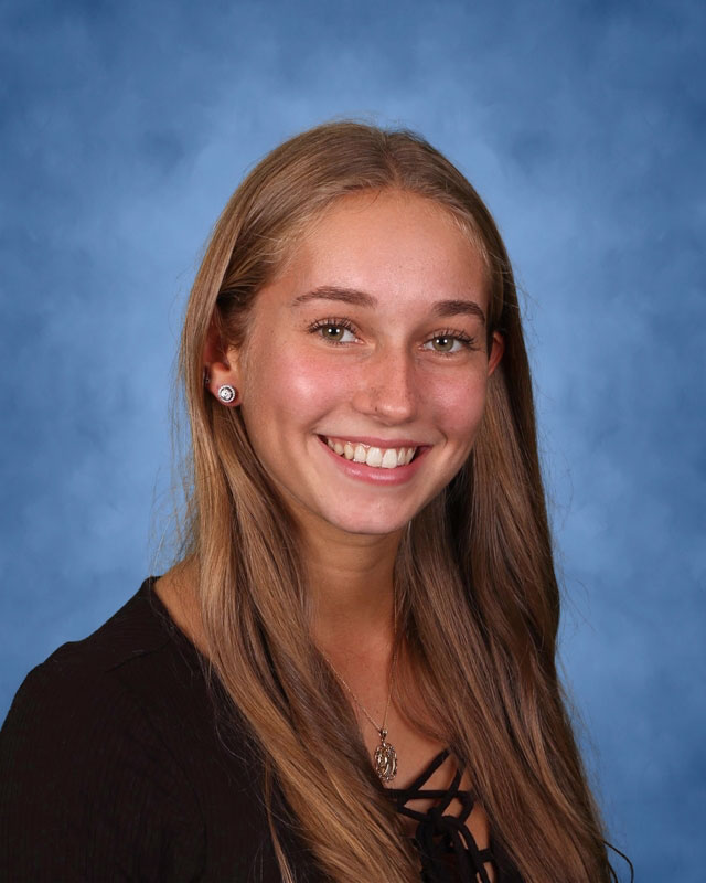 Gracia Renkewitz captured the Peter Stenn Class of 1979 Memorial Prize.