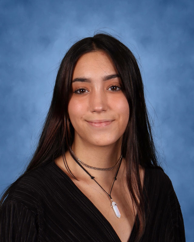 Isabelle Grenier garnered the 2021 Huntington High School Principal's Award.