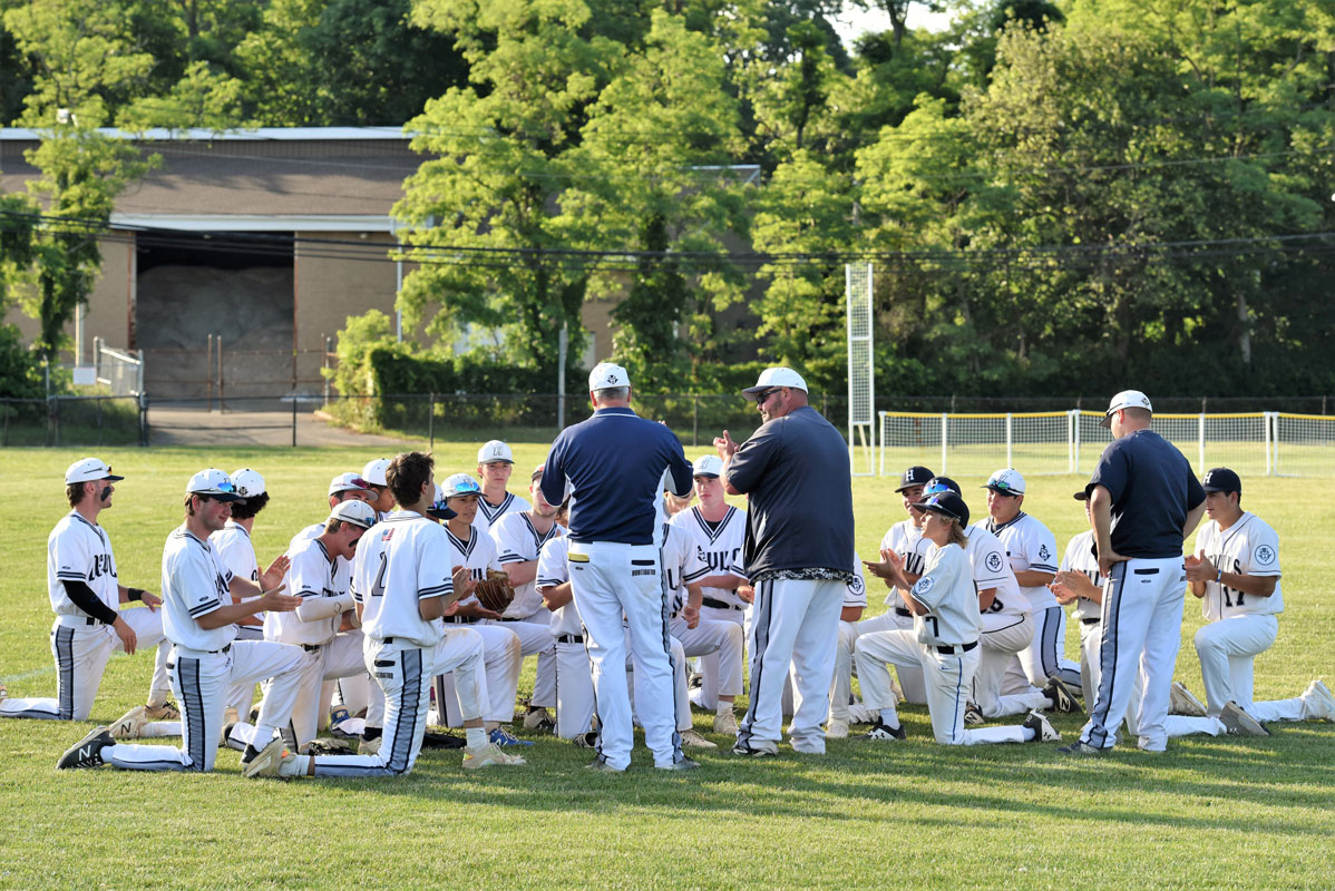 The Huntington baseball team will play for the county championship on Friday.