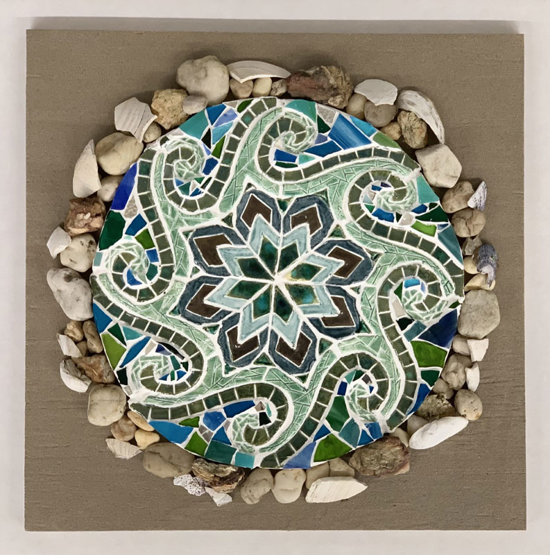 Ella Siepel created this magnficent ceramic piece of of art.