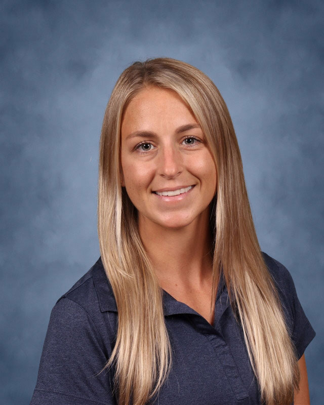 Huntington High School girls' cross country coach Elizabeth Vogelsang.