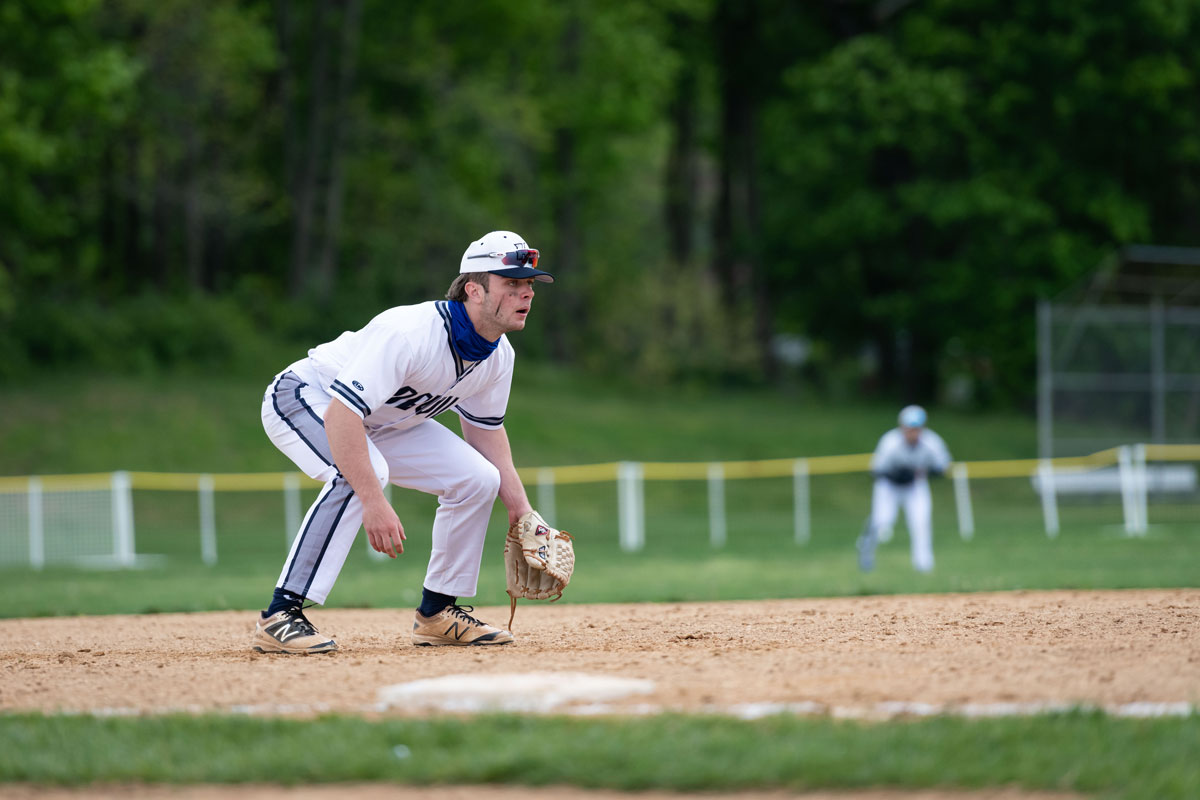 Senior Aidan Bender concentrates at third base. (Darin Reed photo.)