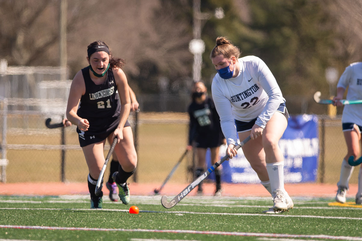The Blue Devils seek to gain an edge. (Darin Reed photo.)
