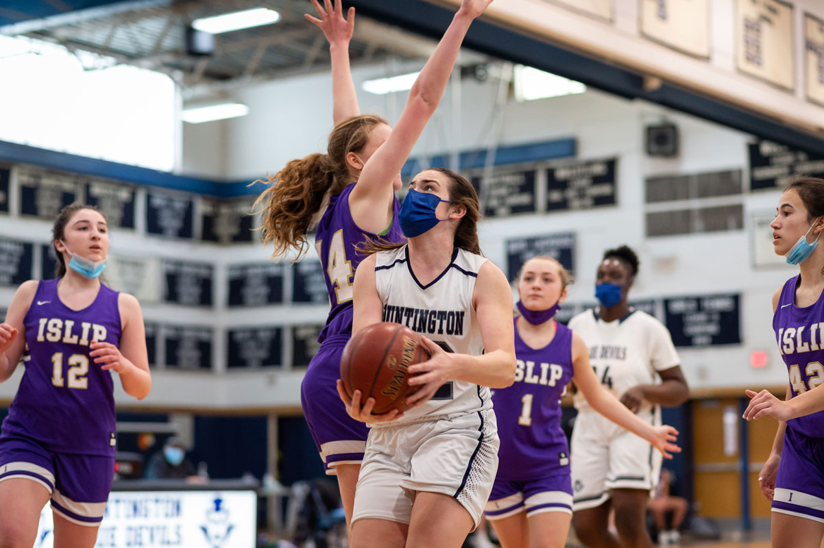 Emily Plachta has her eyes set on a college basketball career. (Darin Reed photo.)