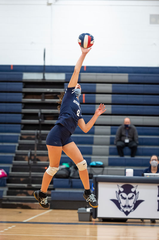 Kate Barba in action for Huntington. (Darin Reed photo)