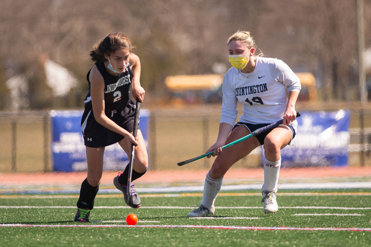 The Huntington field hockey team is hoping to reach the playoffs. (Darin Reed photo (1)